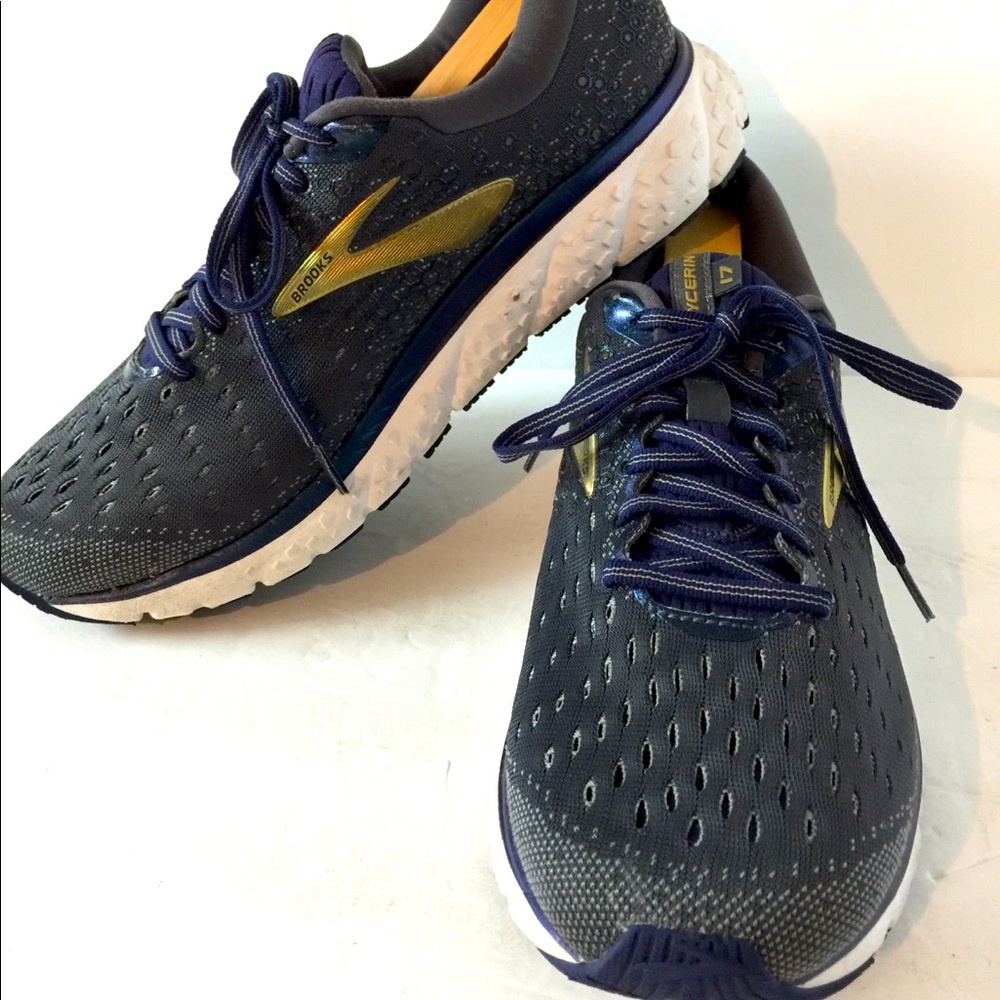 Brooks Glycerin 17 Men’s Size 9 Gray/ Blue / Gold